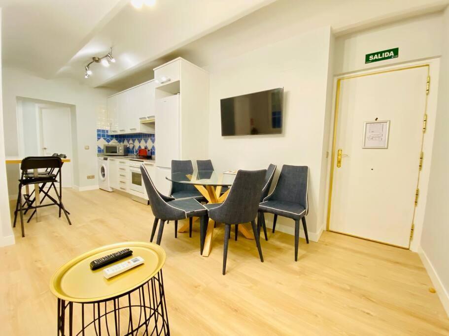 Appartamento Plaza Santa Ana Ec Madrid Esterno foto